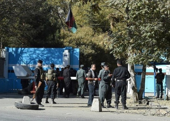 Homens armados invadem Universidade de Cabul e matam 22